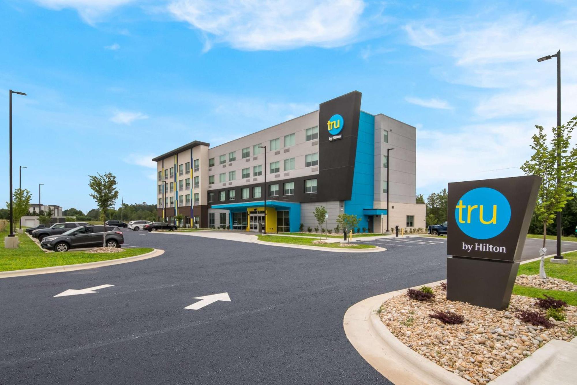 Tru By Hilton Wilson Hotel ภายนอก รูปภาพ